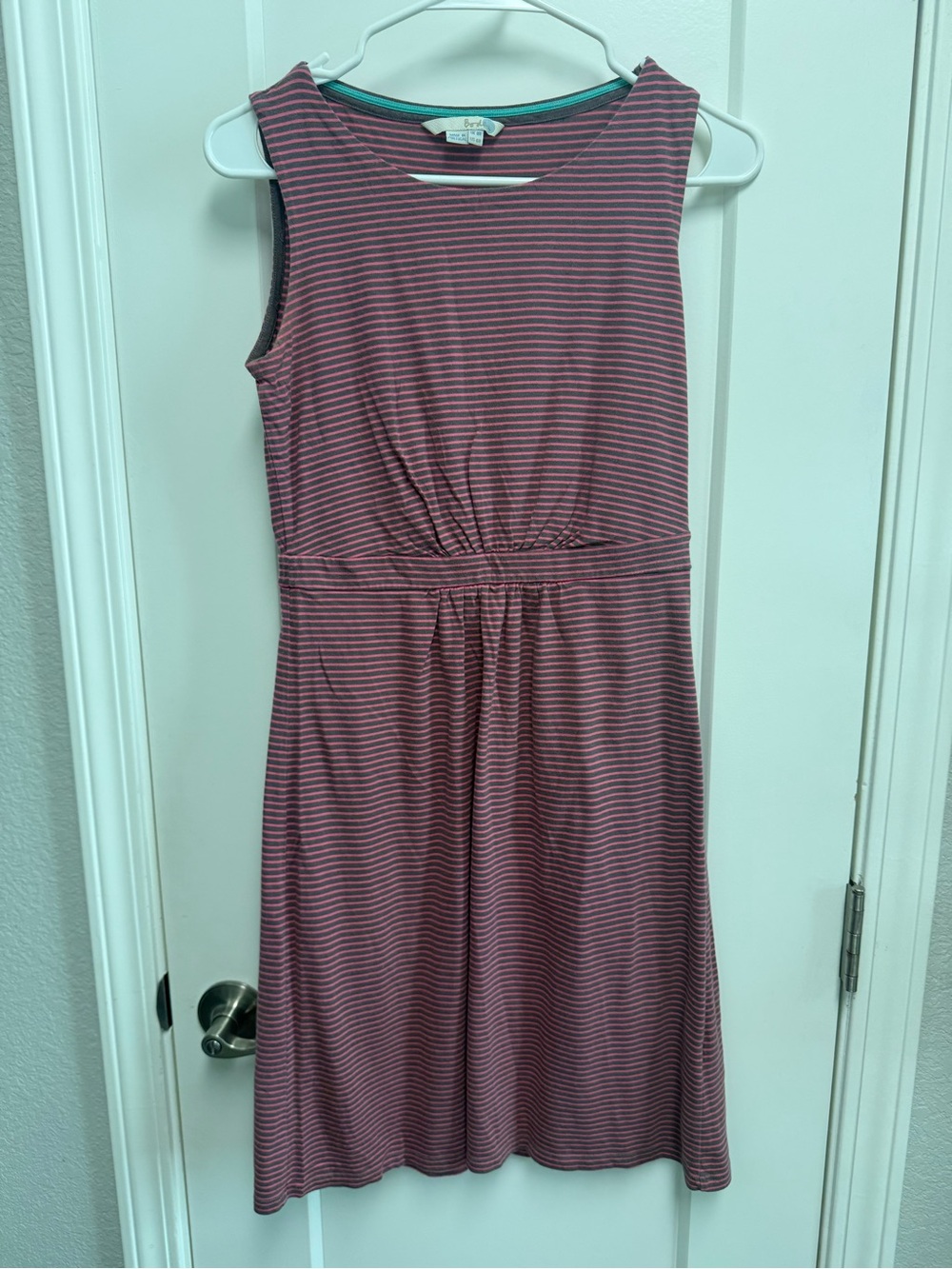 Boden Sleeveless Striped Dress in Grey and Light Pink